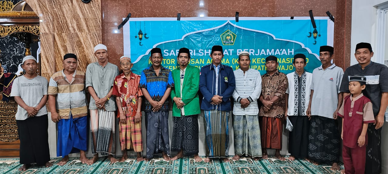 Gerakan Shalat Berjamaah KUA Kecamatan Tanasitolo di Majelis An-Nisa Masjid Baiturrahim  Data Orai