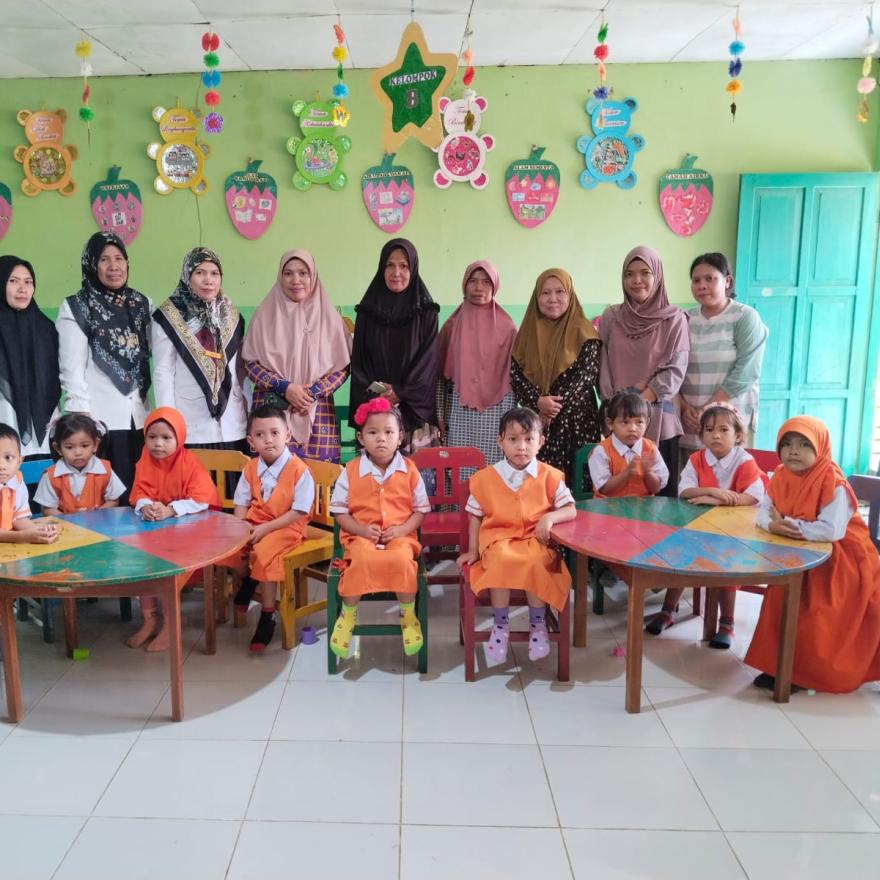 Bunda Paud Desa Mario Gelar Kegiatan Tema Bunda Bergerak, Anak Berwarna, Menuju Anak Indonesia Emas